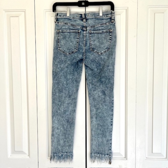 Free People Great Heights Frayed Fringe Hem Skinny Jeans, Hi-Rise NWT - Picture 10 of 10